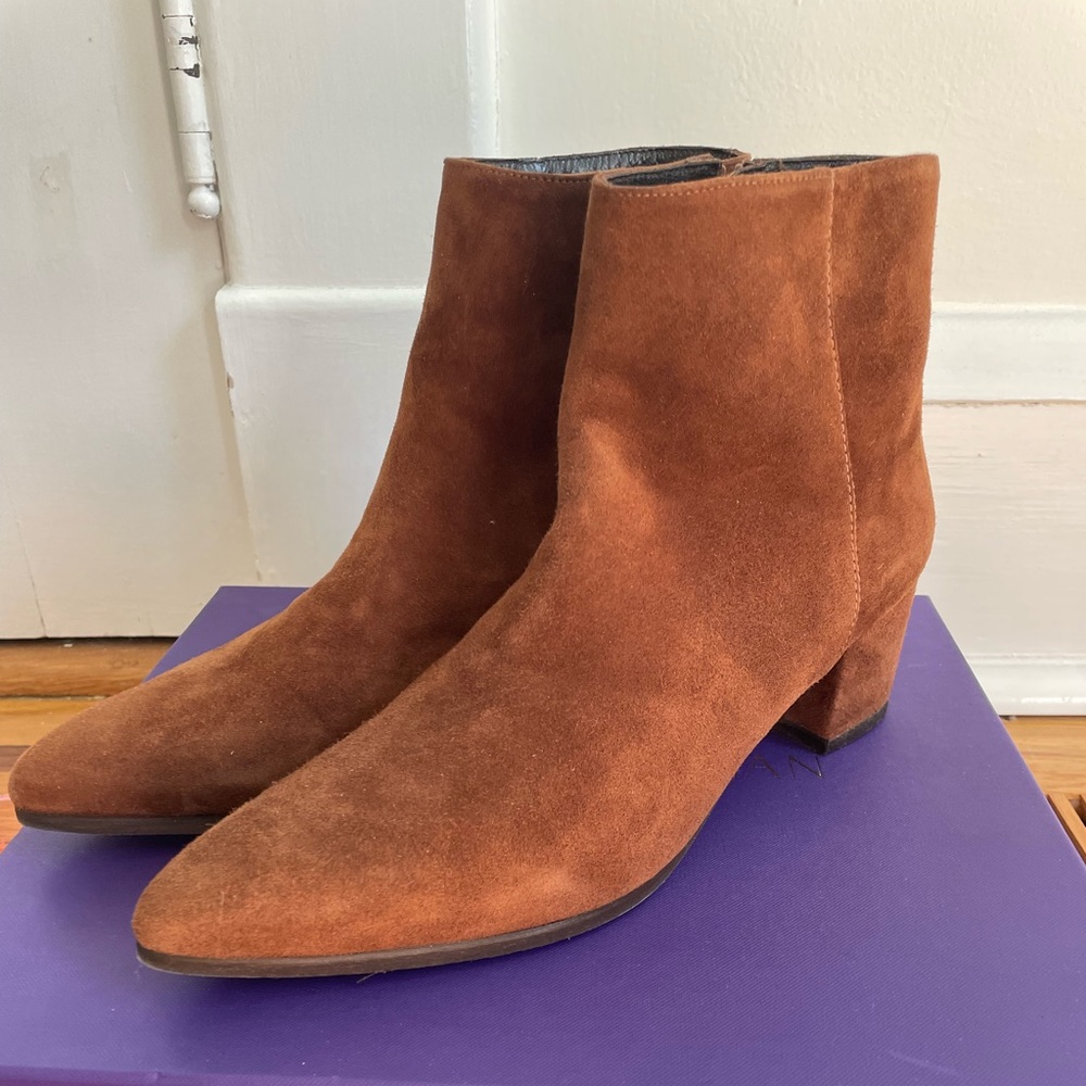 NIB zephyr suede Stuart weitzman boots 8